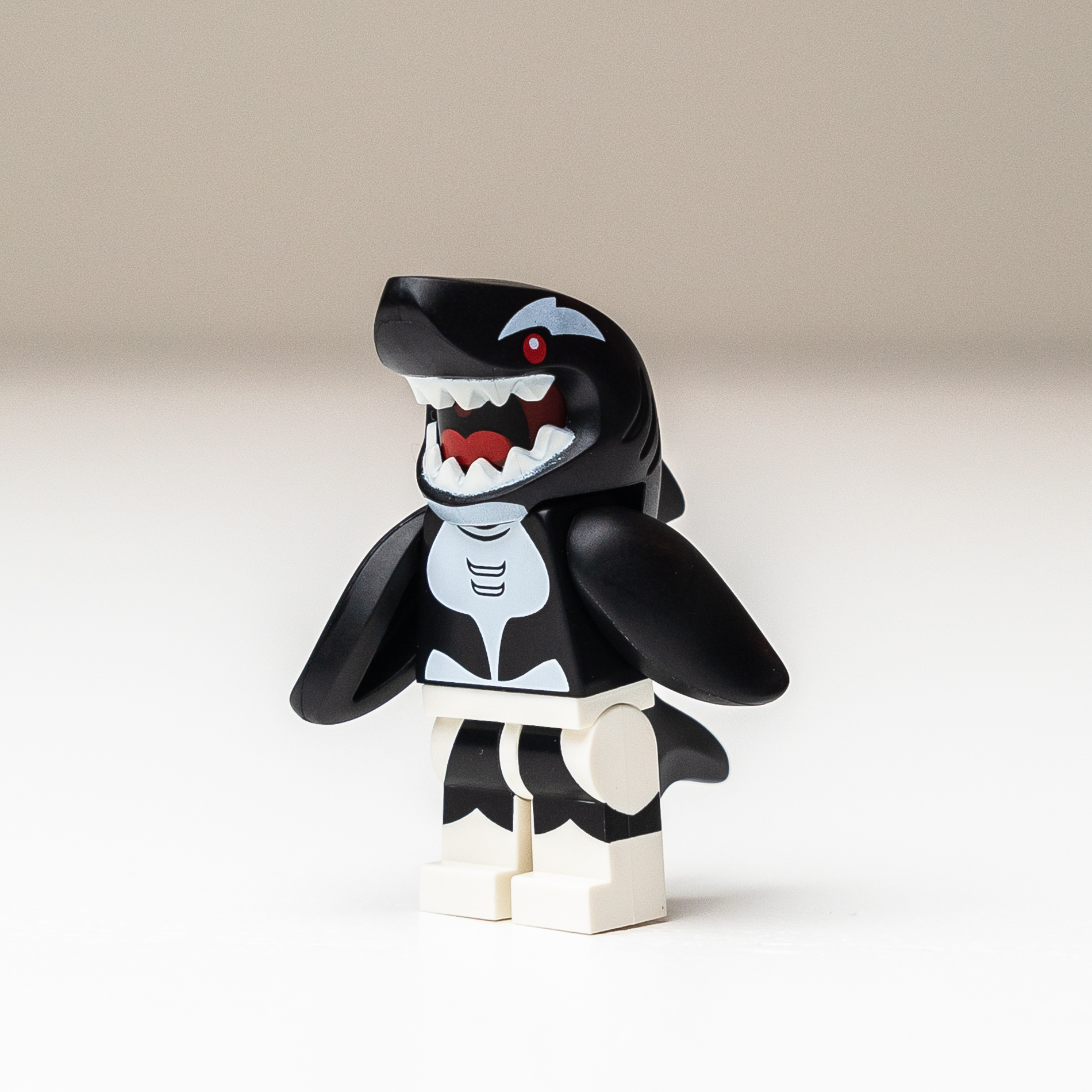 Lego orca sale minifigure